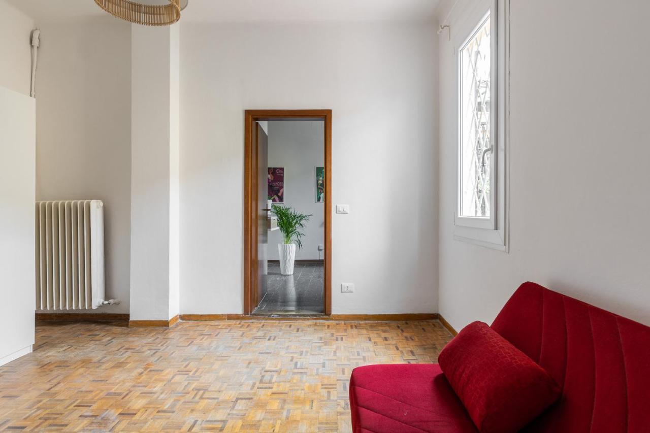 Alessandrini Apartment Alla Finestrella By Wonderful Italy Bologna Luaran gambar