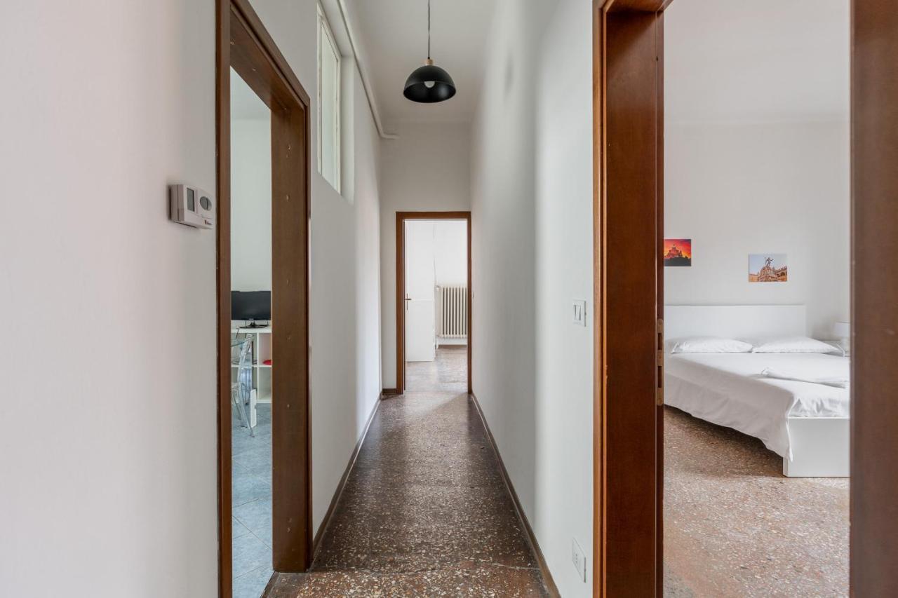 Alessandrini Apartment Alla Finestrella By Wonderful Italy Bologna Luaran gambar